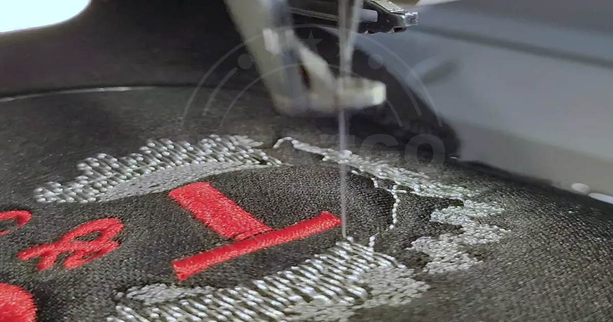 Gorro Negro Bordado Personalizado con tu emprendimiento