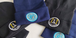 8 Gorros Bordados Personalizados Felipe Duran Detailing